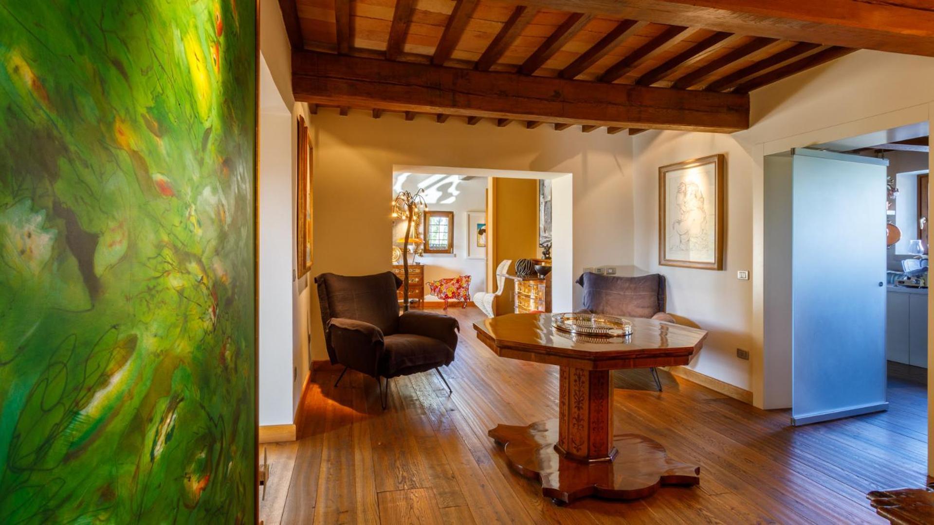 Casa Eugenia 8, Emma Pesaro